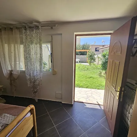 Vlora Rest House Влёра
